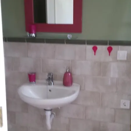 Hospederia Rural Buganvillas 2*